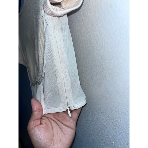 Princess Polly Ribbed Corset Top Beige Size 6 Short Sleeve - Picture 4 of 4